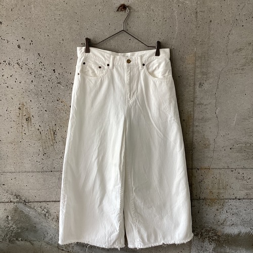 white wide denim pants