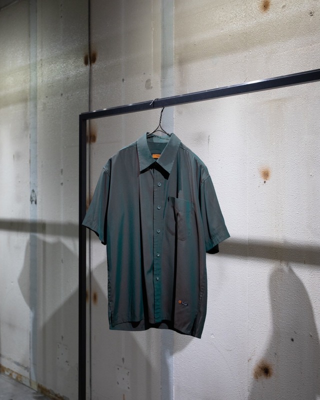 2000s iridescent color short sleeve shirt / From EUROPE