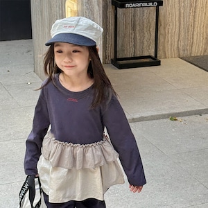 秋英字柄フリル裾Tシャツ