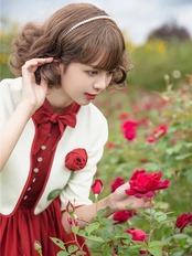 【0197】Retro Girly Flower Short Sleeve 2 Piece Set