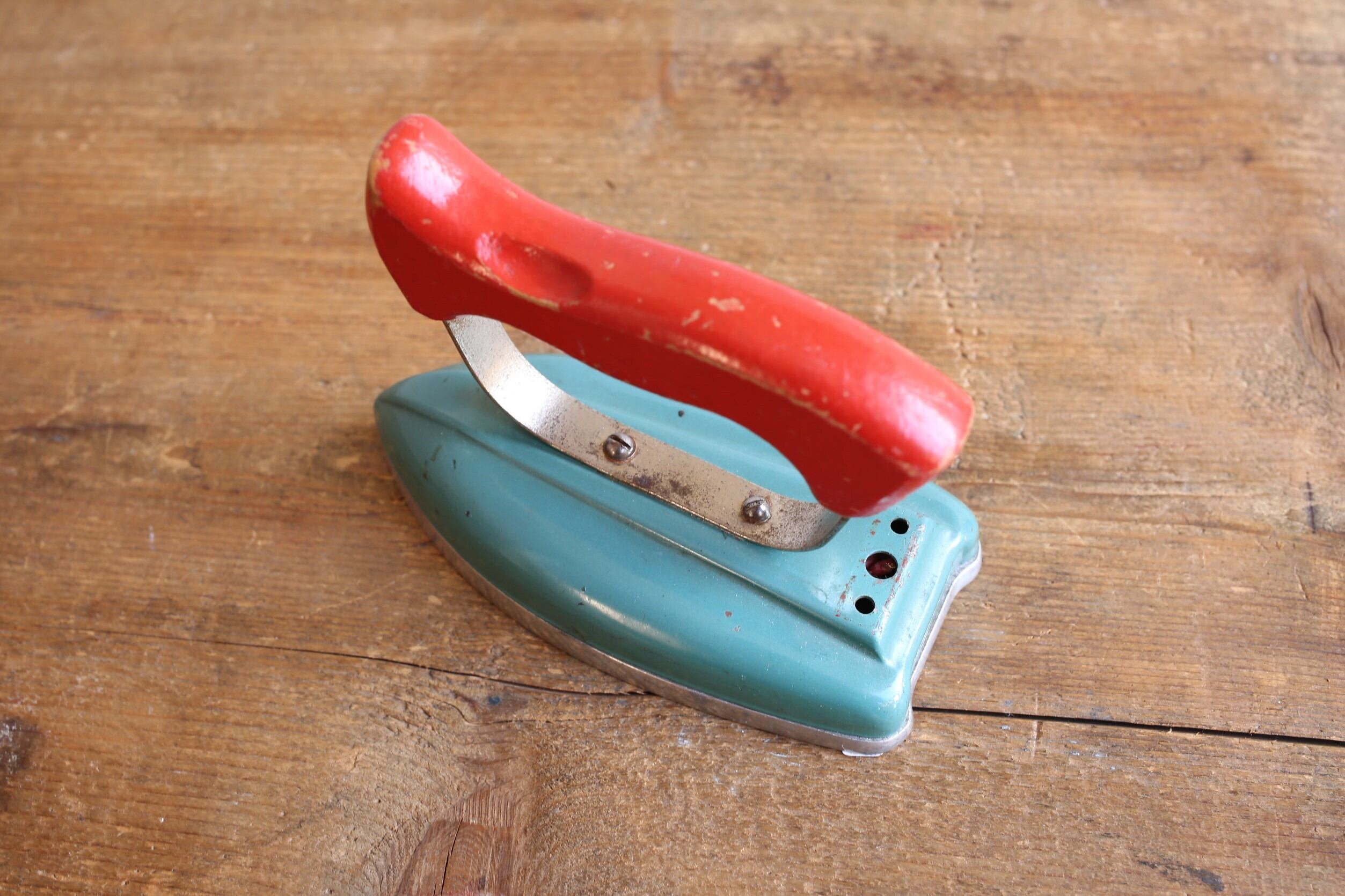 フランス ヴィンテージ ミニアイロン(コードなし) N-02454g