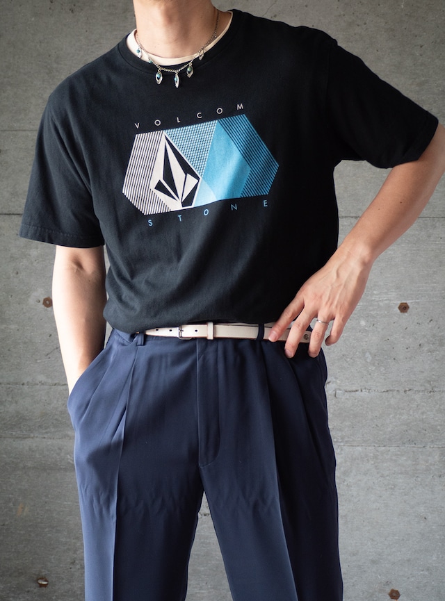 "VOLCOM" used Stone logo t-shirt