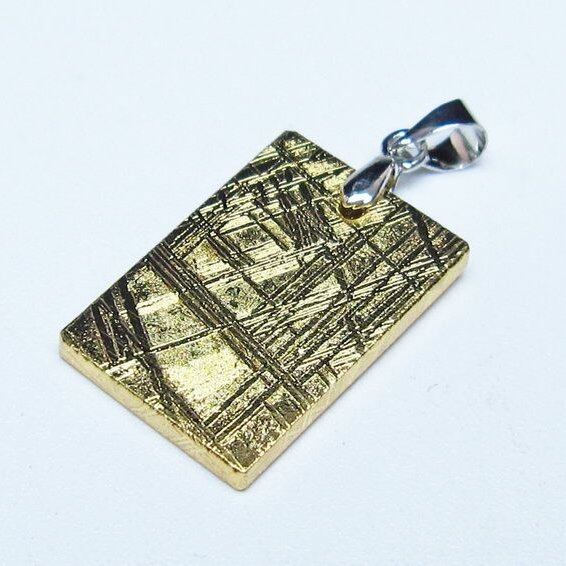 ギベオン ペンダント 隕石 メテオライト ゴールド 一点物 おまかせ便 112-13534