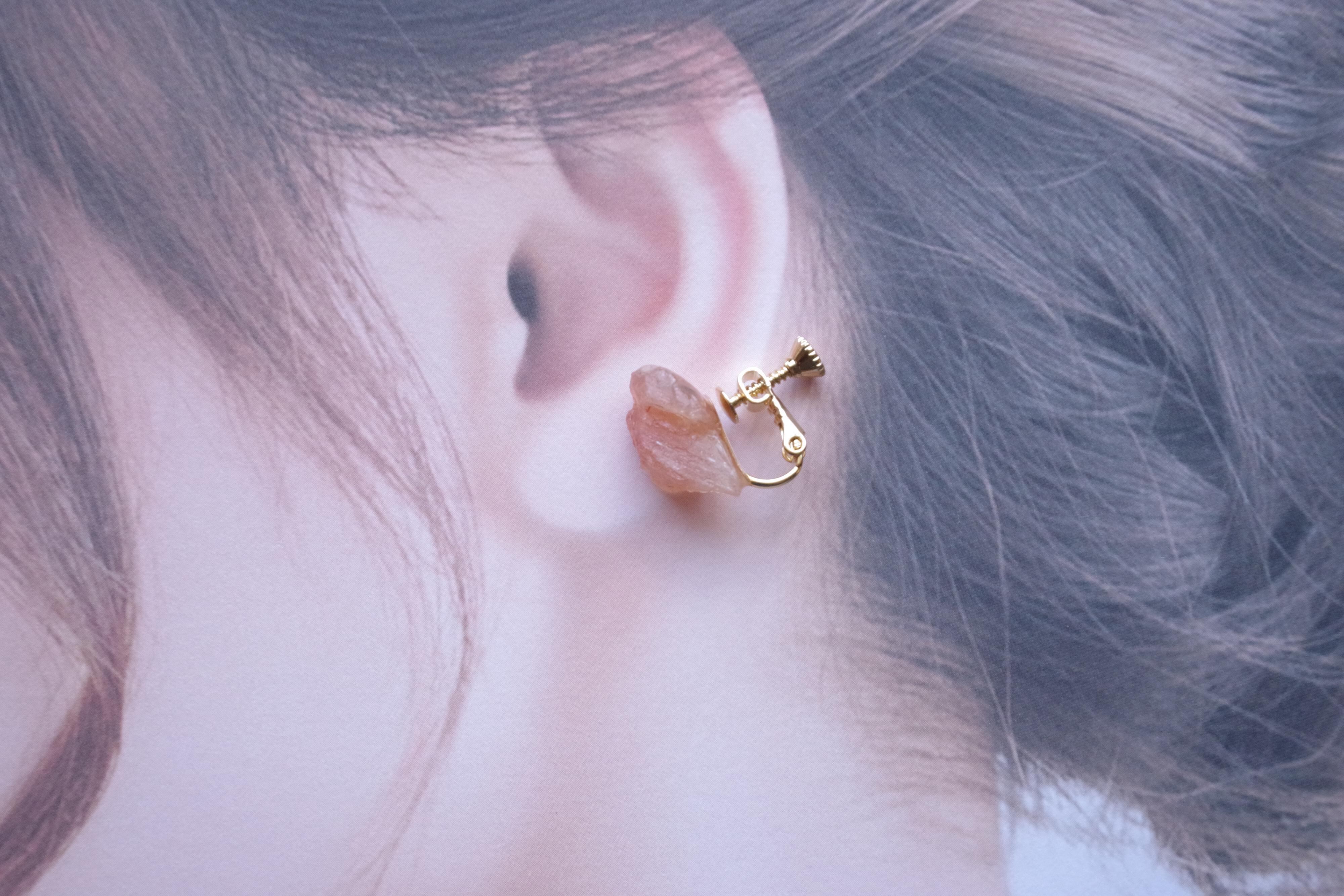 一点物】 サンストーン イヤリング 原石 鉱物 天然石 ハンドメイド