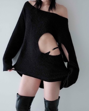 Moon hole knit- Black / MOOL