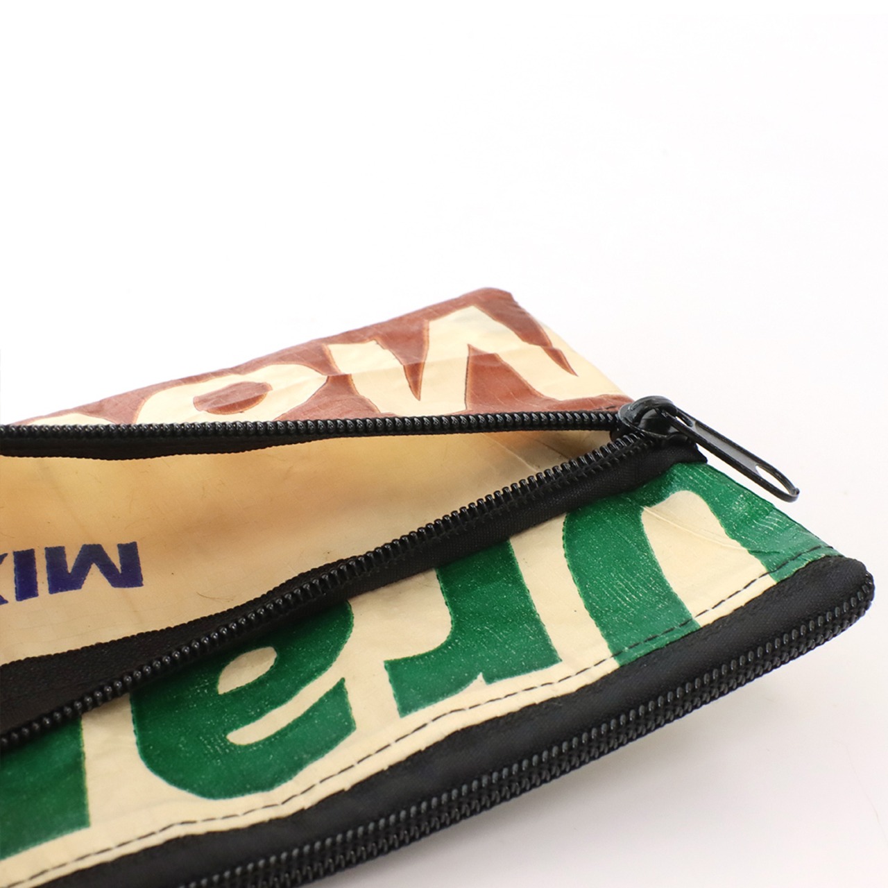 タイ　リメイク セメント ポーチ M　リサイクル  アップサイクル品　エコ　サステナブルの画像06