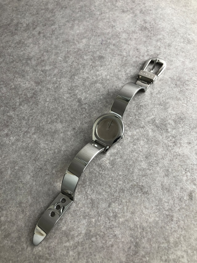 GUCCI グッチ 腕時計 シルバー ステンレススチール クウォーツ バングルウォッチ 6700L vintage ヴィンテージ オールド btrc45