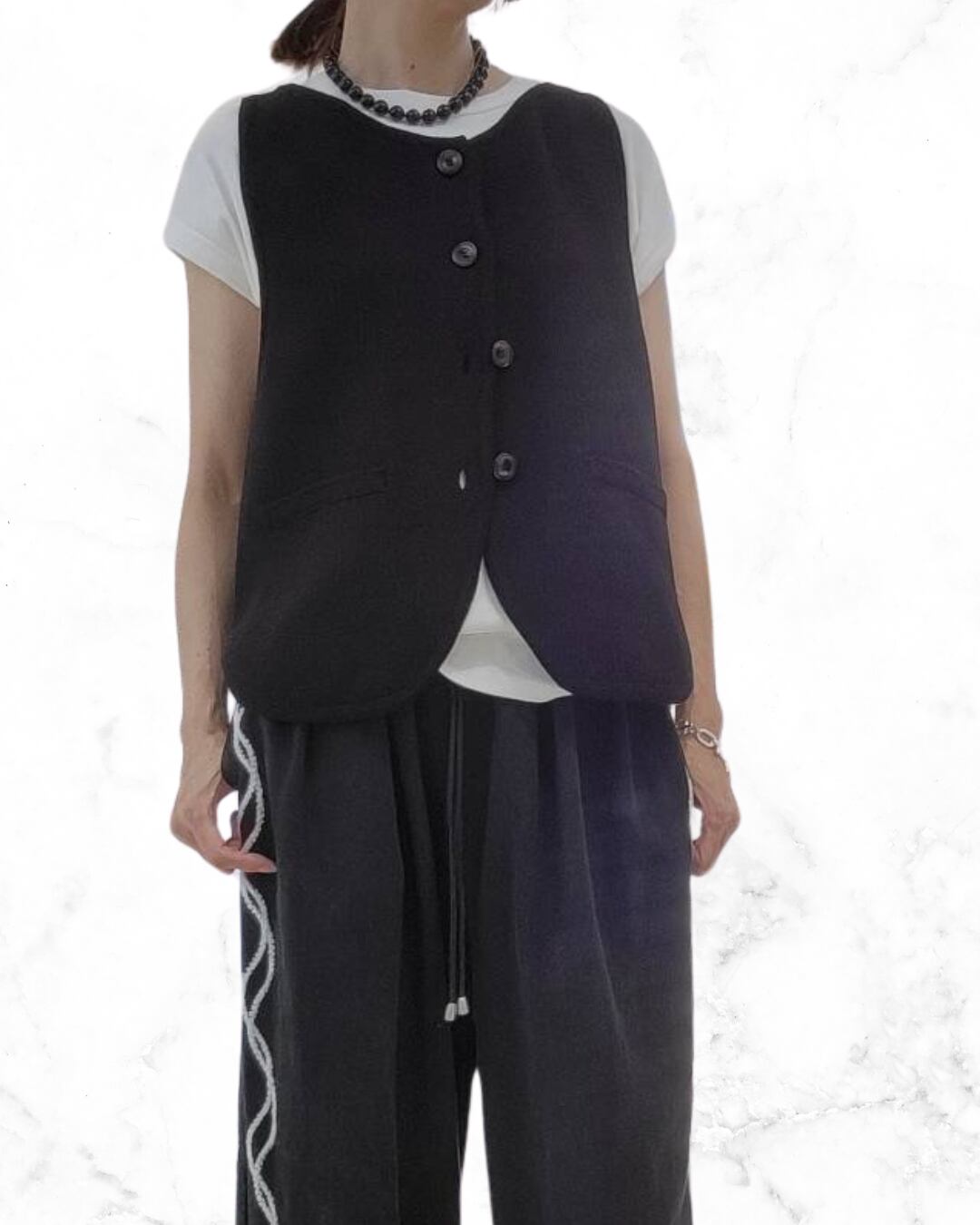 ボートネックニットベスト Y261-91017 YENN イエン 2025年9月展示会