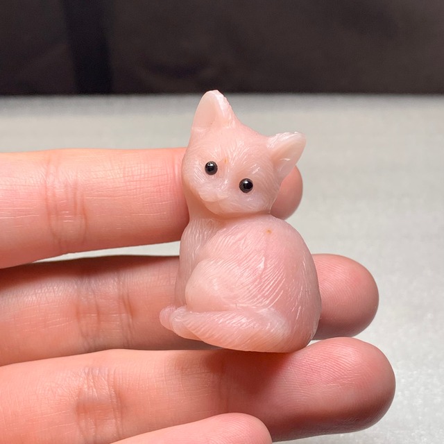 3.ピンクオパール猫・インテリア