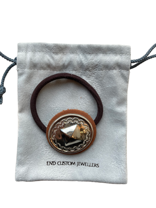 END CUSTOM JEWELLERS(エンド) /THE PYRAMID HAIR BAND CONCHO BROWN