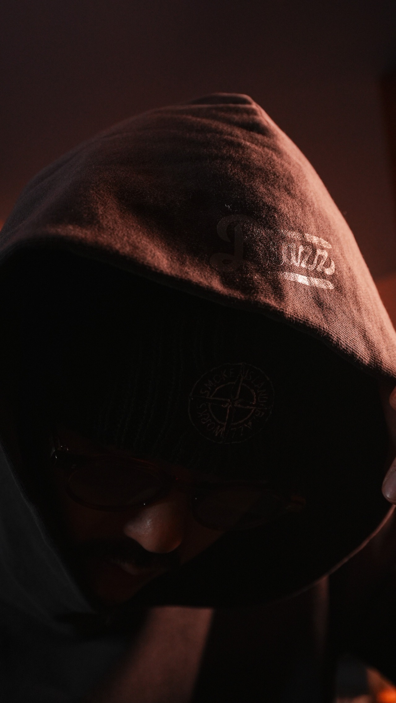 SMOKE ISLAND Garment Dye 13.5oz U.S.A Cotton Hoodie [MOCHA]