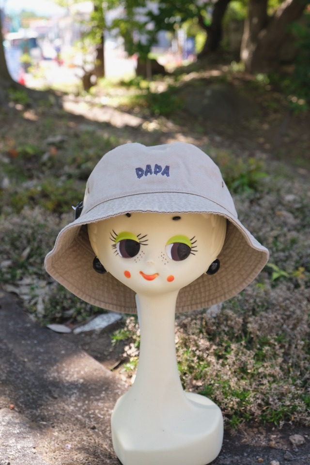 "DADA" Bucket Hat (Beige)