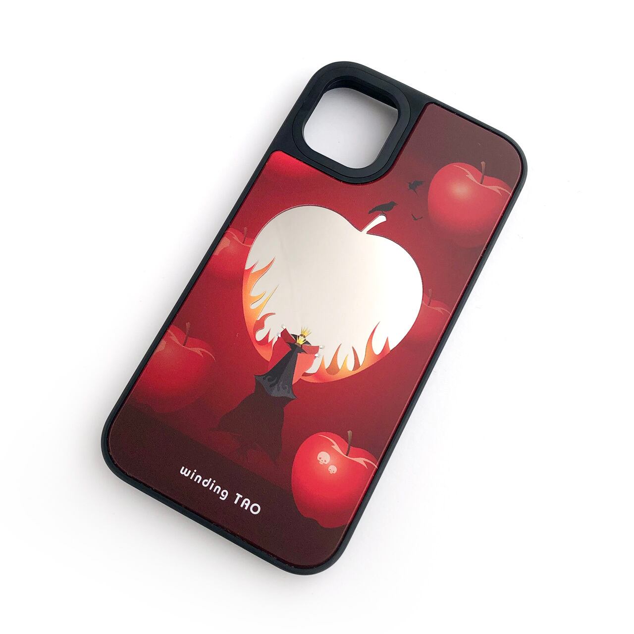 白雪姫の女王と魔法の鏡 ミラーiPhoneケース［Plus／Pro Max］〈物語