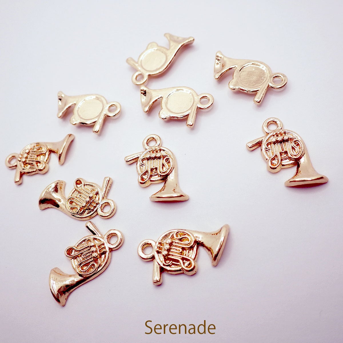 ミニチャーム ホルン〔ゴールド〕10個 | 音楽雑貨の店 セレナード