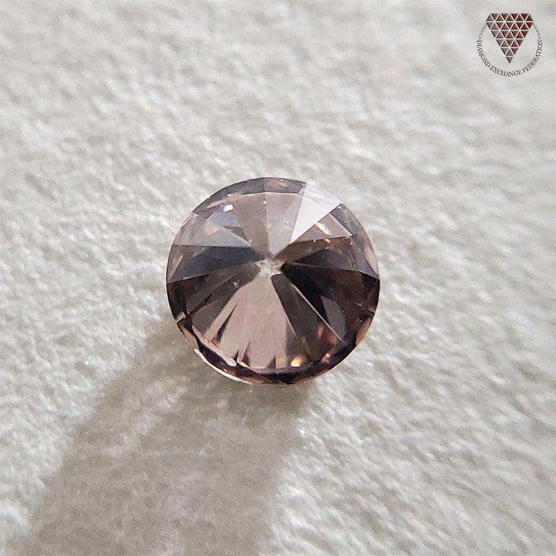 0.279ct fancy light brown SI1  ダイヤ　ルース