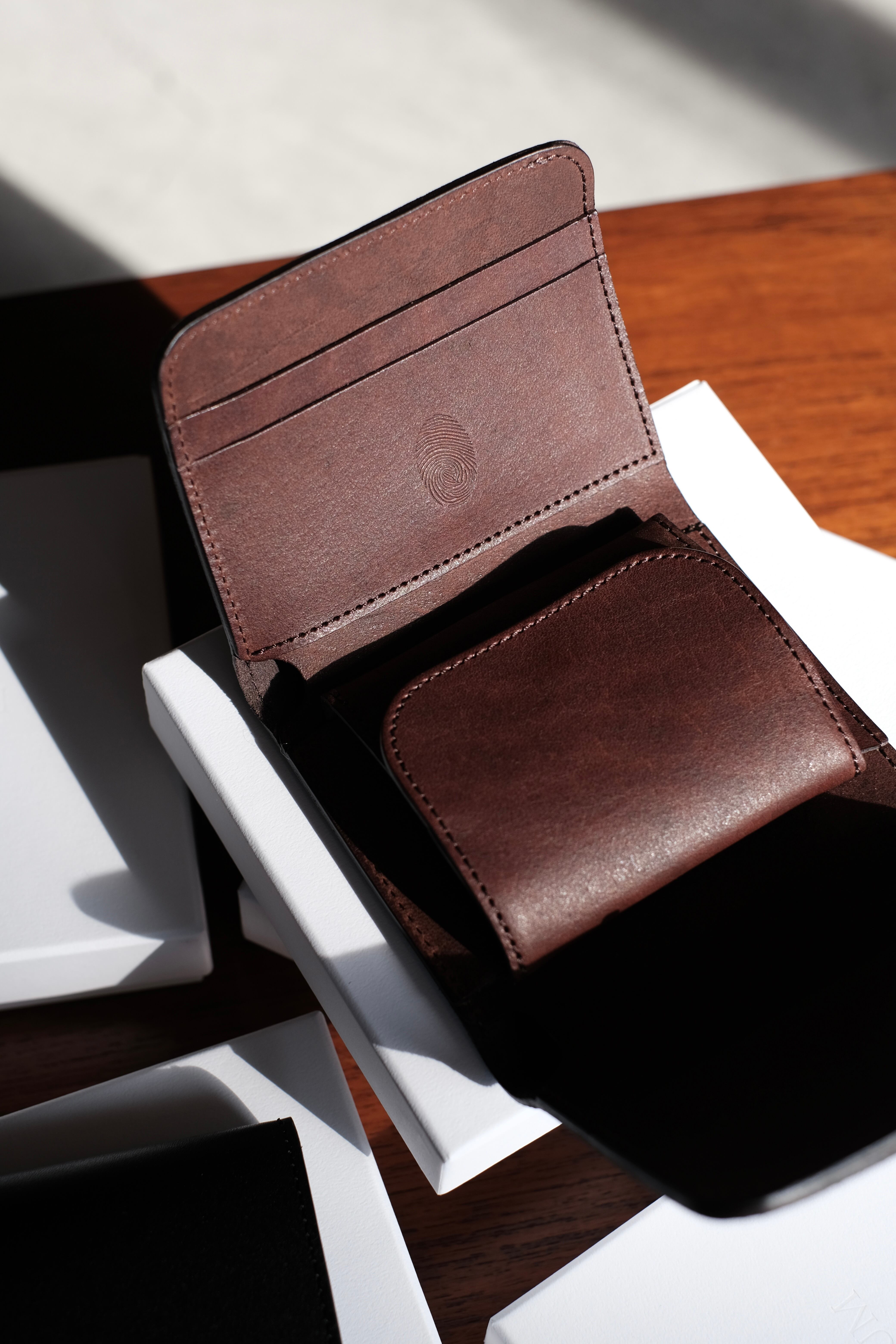 PETROSOLAUM / Mountain Fold Wallet | LIVING