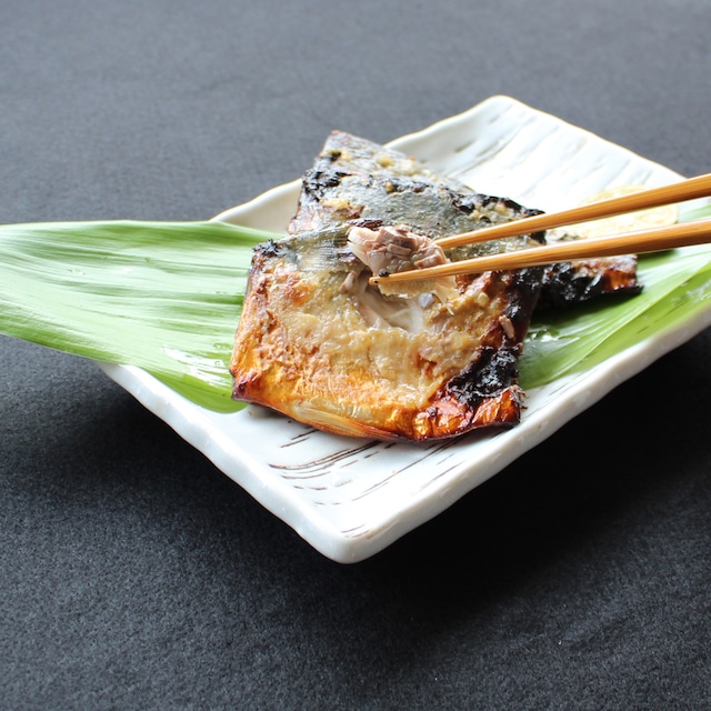 【焼津市】小川漁業協同組合 丸ごと美味しい「さばチキン」と「さば干物」、「さば味噌漬け」のセット [Yaizu city] Kogawa Fishing Cooperative Association, Delicious 'mackerel chicken', 'dried mackerel' and 'mackerel marinated in miso' set