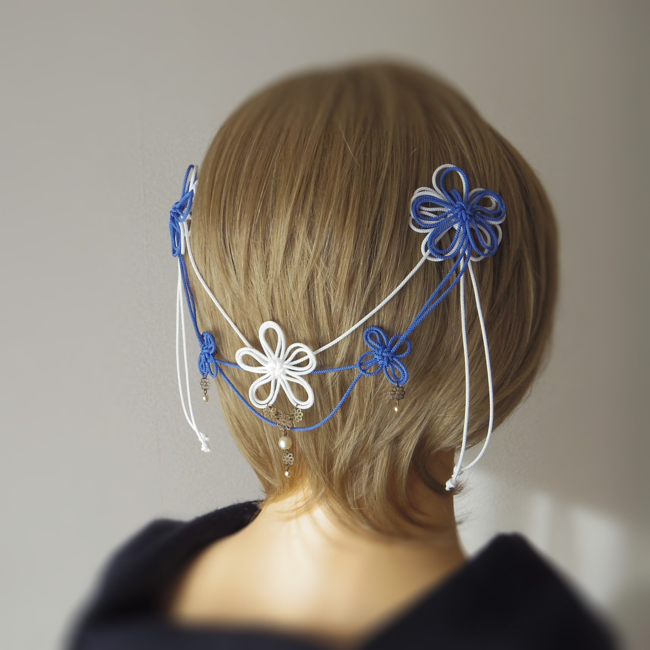 【新作】ヘアコーム「みちゆきて冰」(白×薄青)