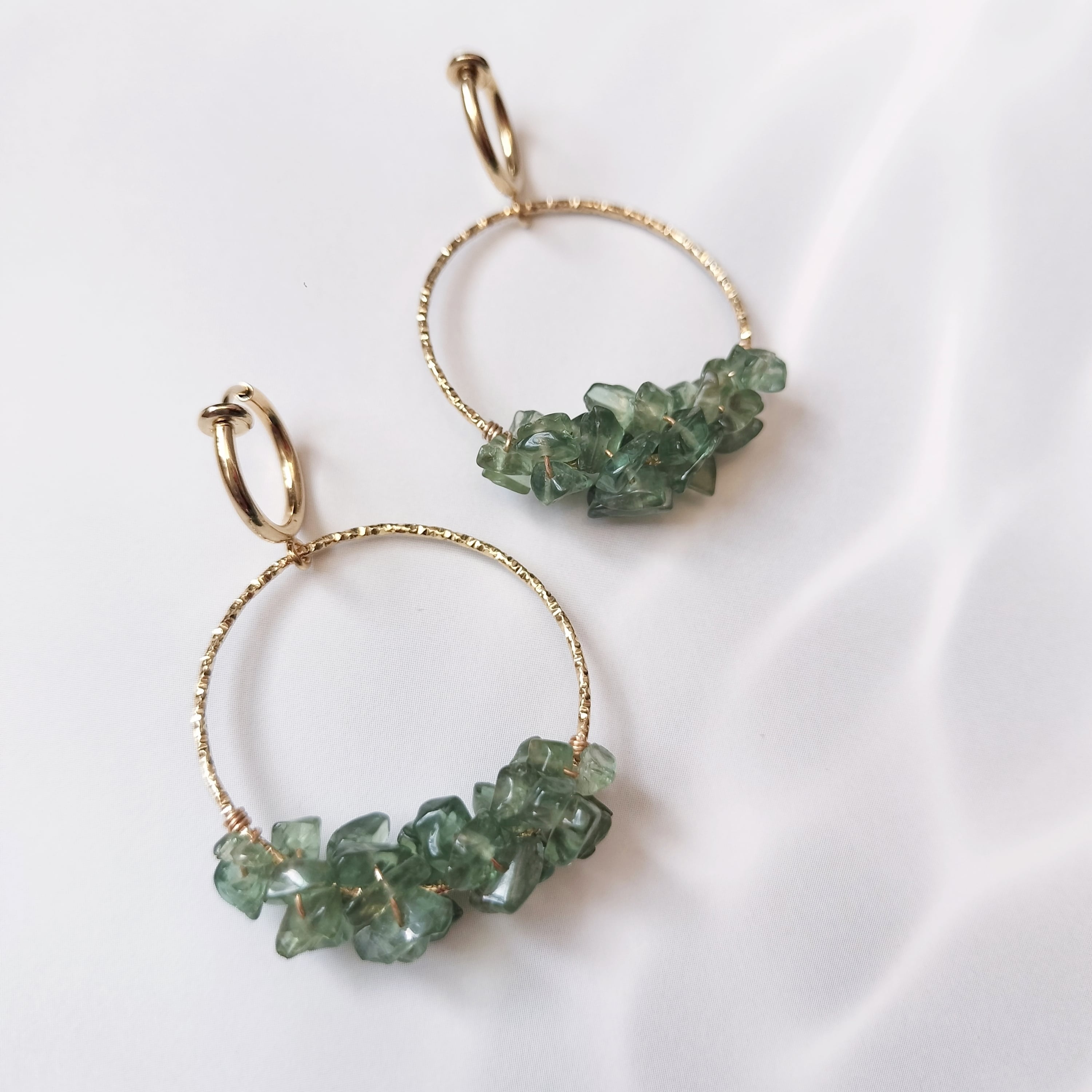 グリーンアパタイトさざれチップ フープ ピアス イヤリング 大ぶり