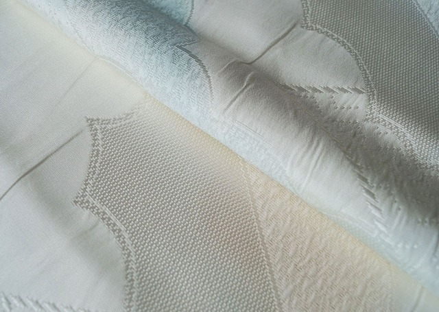 【和小物さくら・帯揚げ】生成り色地　雲取り暈かし帯揚げ　No.250321㉓