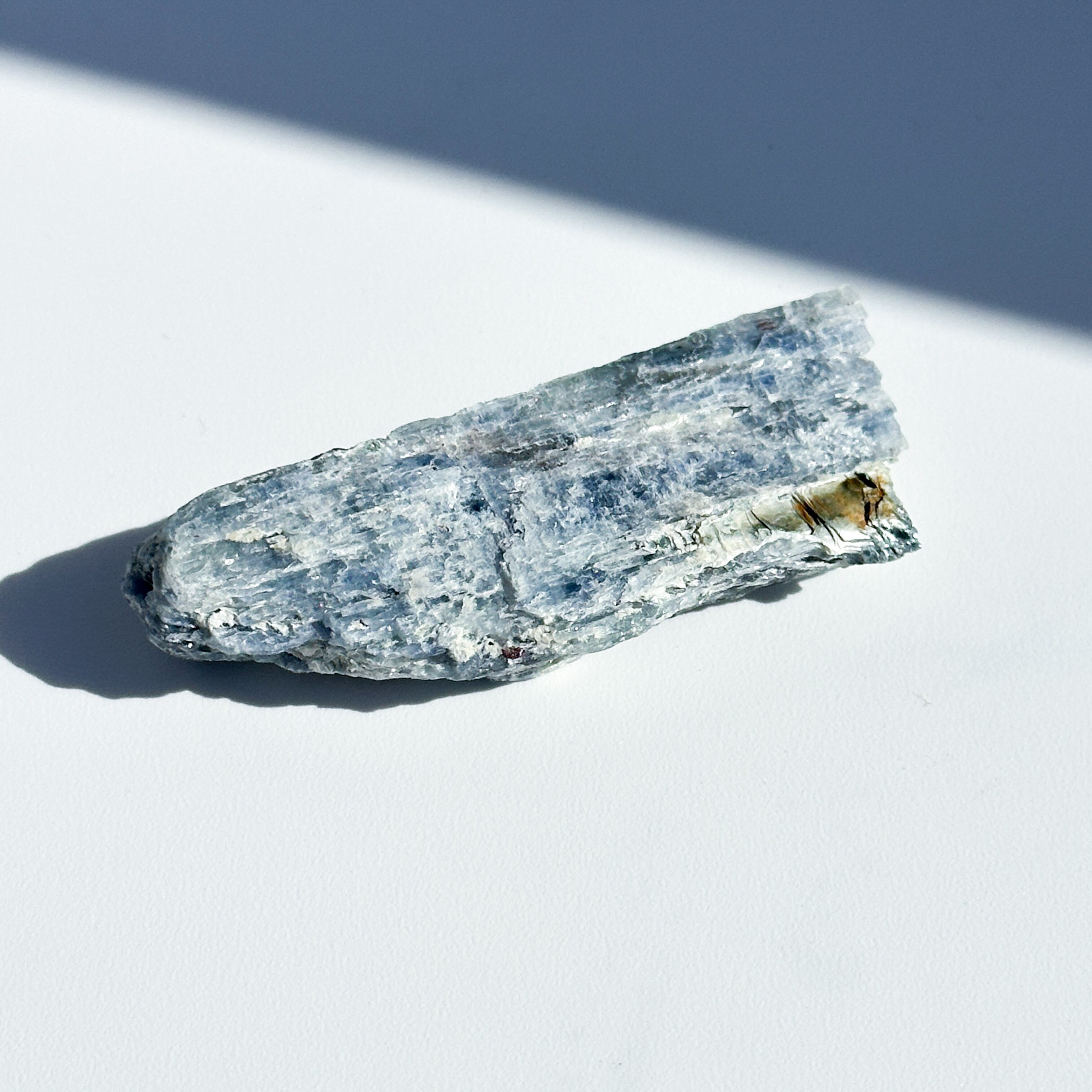 カイヤナイト | Kamoku［カモク］インテリア天然石・鉱物のネットショップ