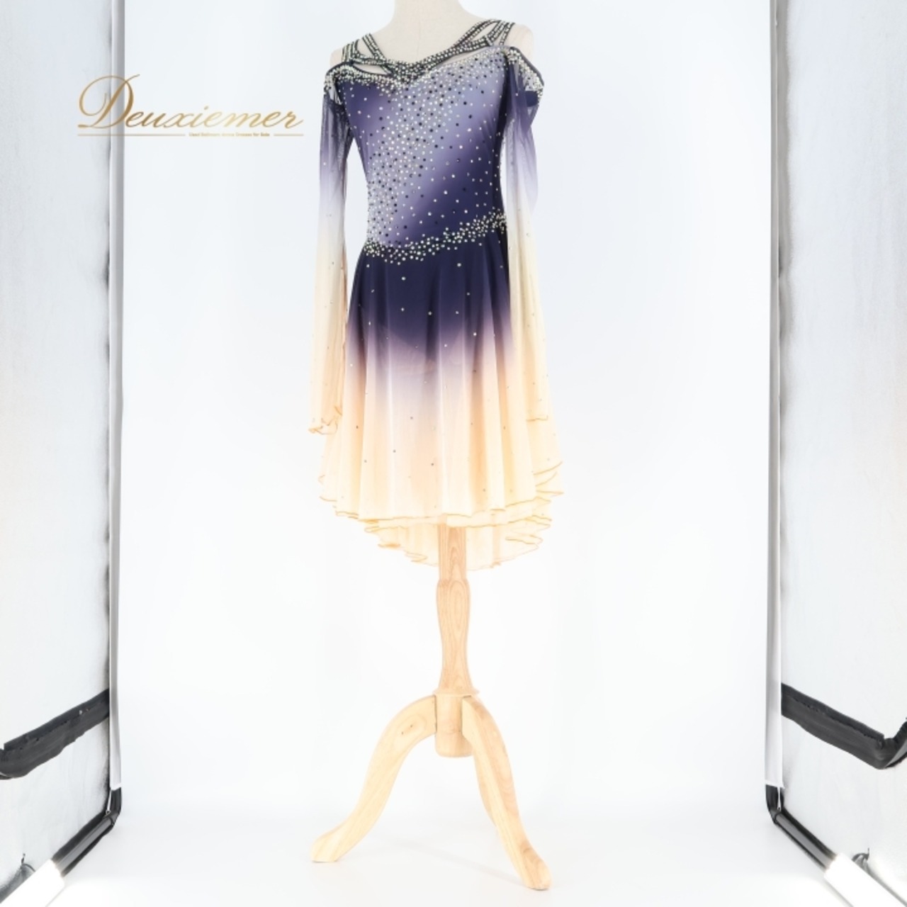 社交ダンス 衣装 ラテン ドレス ワンピース グラデーション 軽い 薄い レース スリット デモ 競技 ダンス パーティ 発表会 ネイビー系 パープル系 オレンジ系 お洒落 軽やか きれい かわいい フォーマル