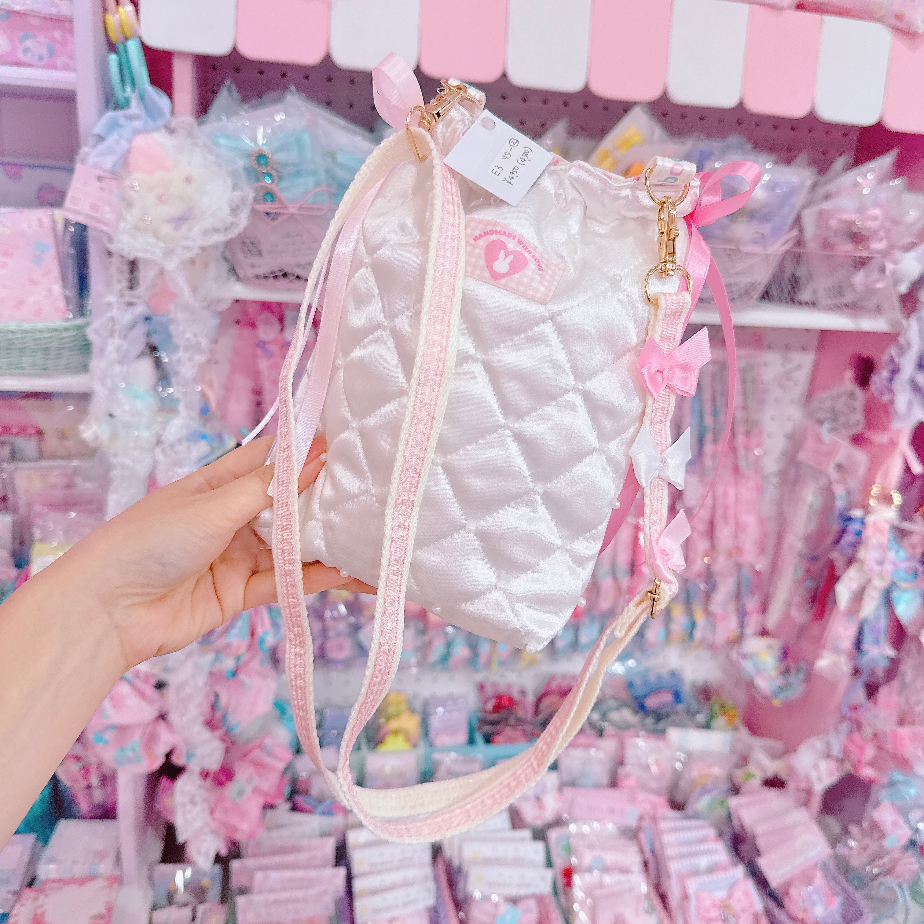 【E3】95-2ぬい見せポケット付きミニショルダーバッグ