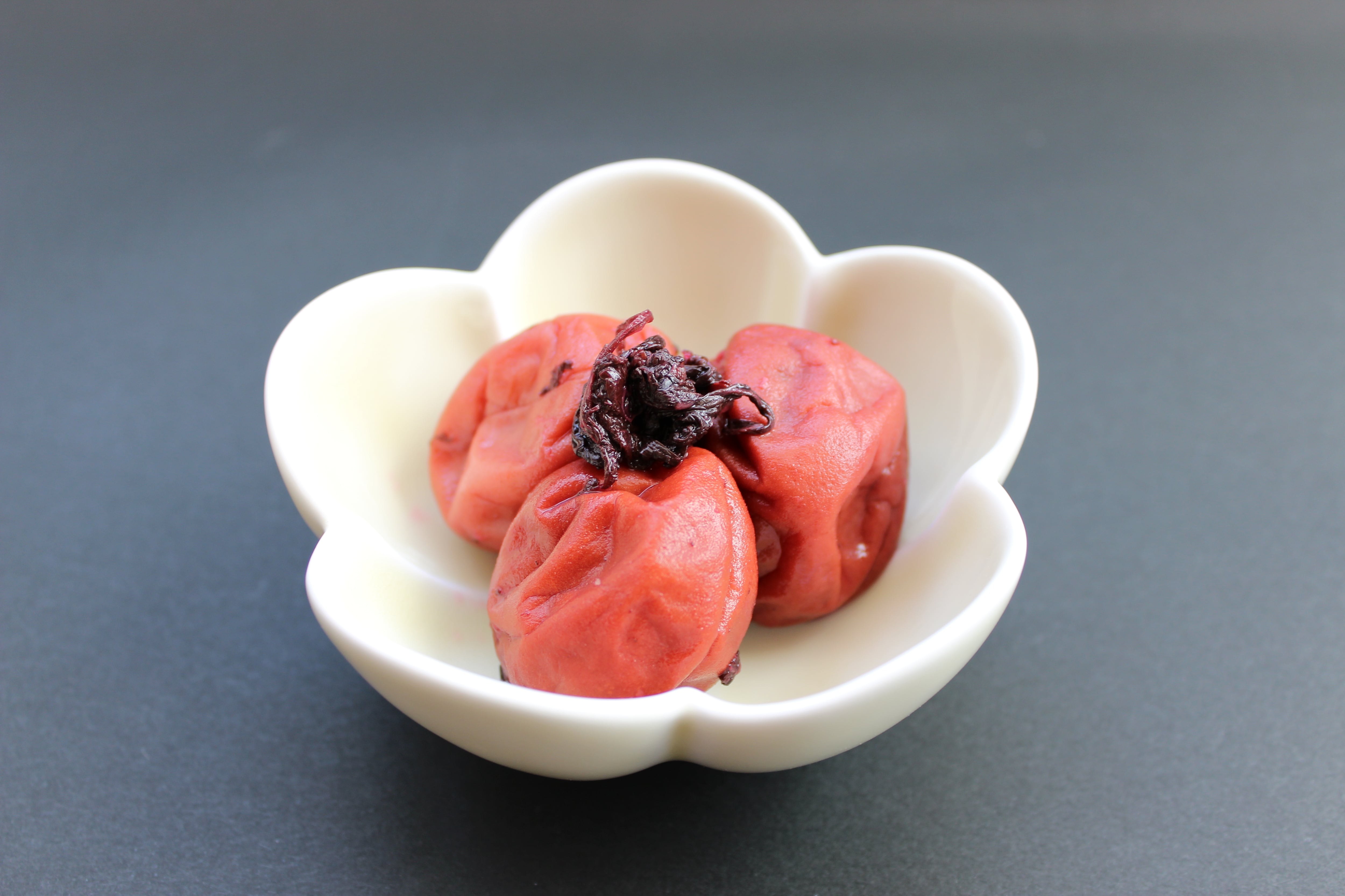 お得な12個セット】 しそ漬梅干 120g×12個 | 仙台長茄子のゆたかや