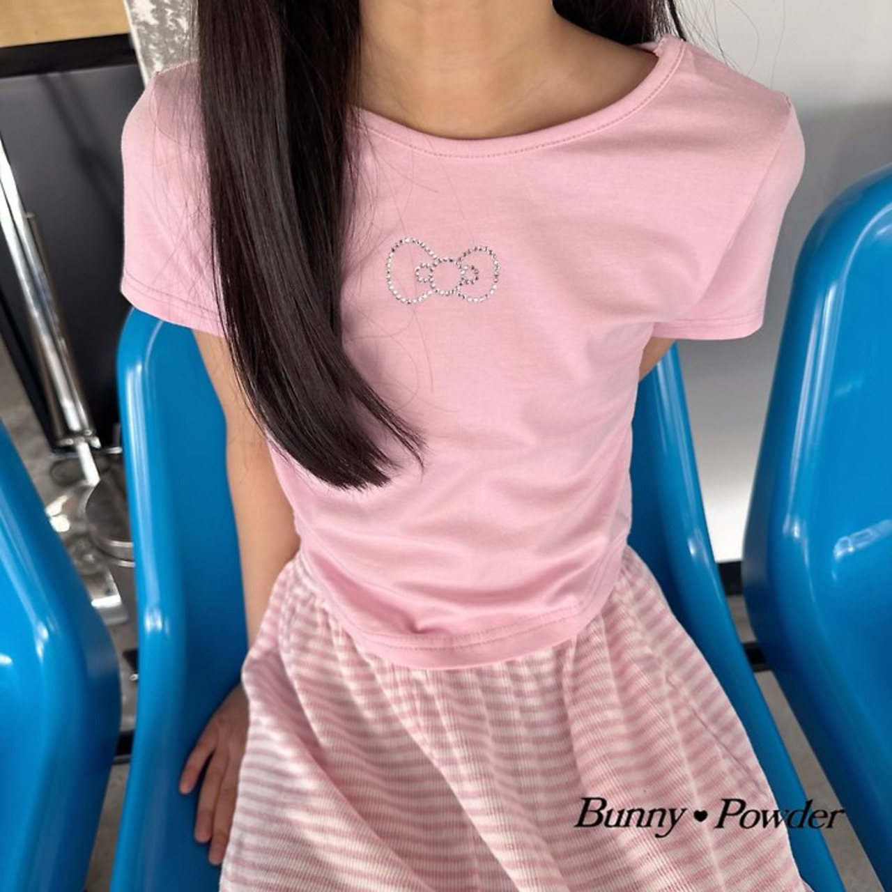 [Bunny Powder] Ribbon cubic tee / [버니파우더] 리본큐빅티