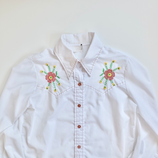 Flower embroidery western shirt