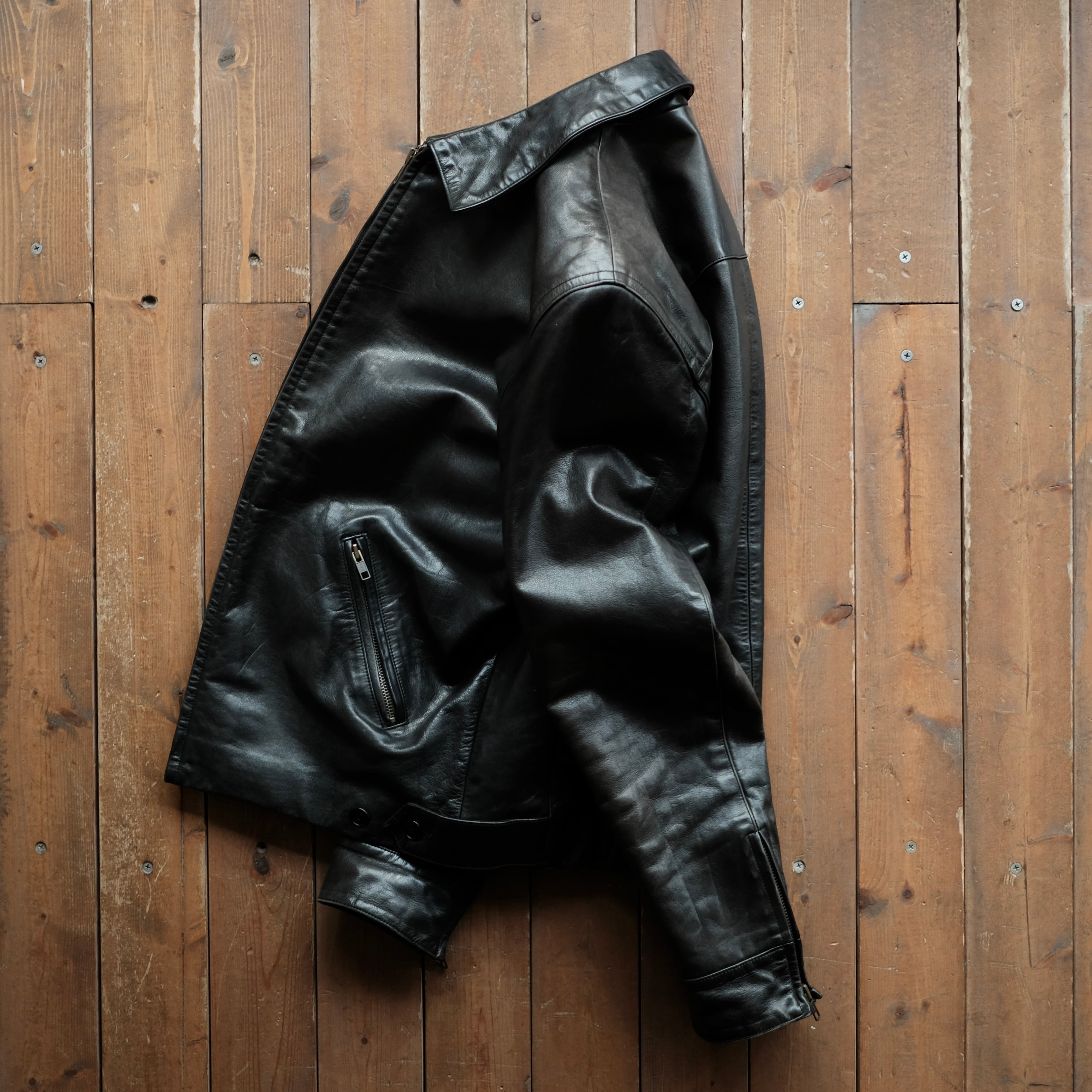 agnes b. ラムレザー シングルライダースジャケット フランス製 サイズ1 agnes b. ラムレザー シングルライダースジャケット フランス製 サイズ1