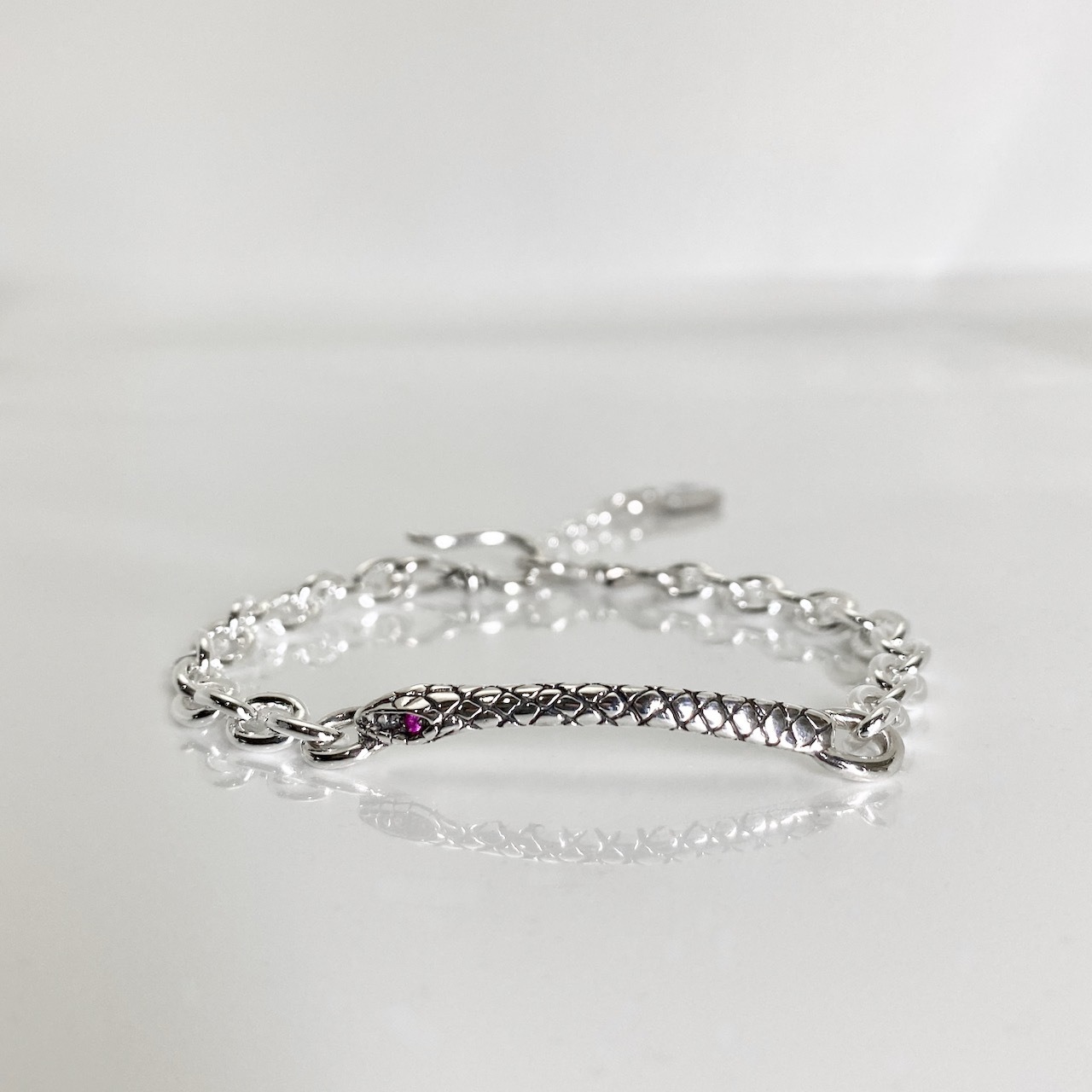 SNAKE CHAIN BRACELET w/ RUBY / スネークチェーンブレスレットルビーアイズ