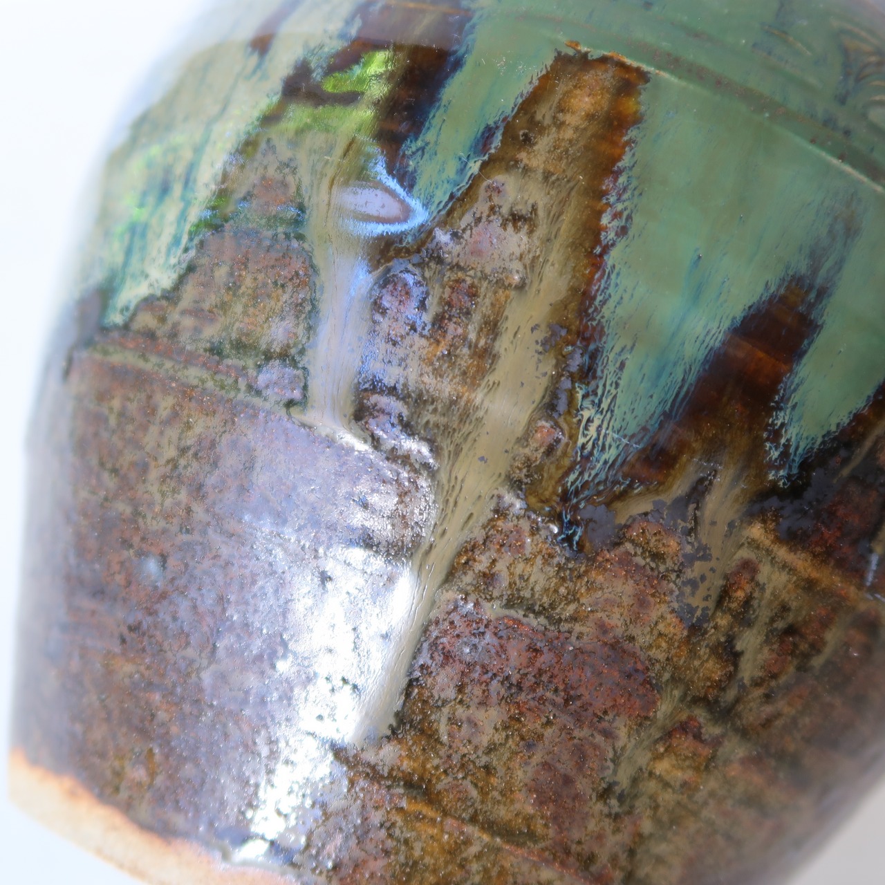 グリーンとホワイトのあいがけ花瓶