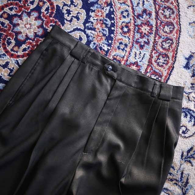 3-tuck straight silhouette gloss fabric khaki super wide slacks