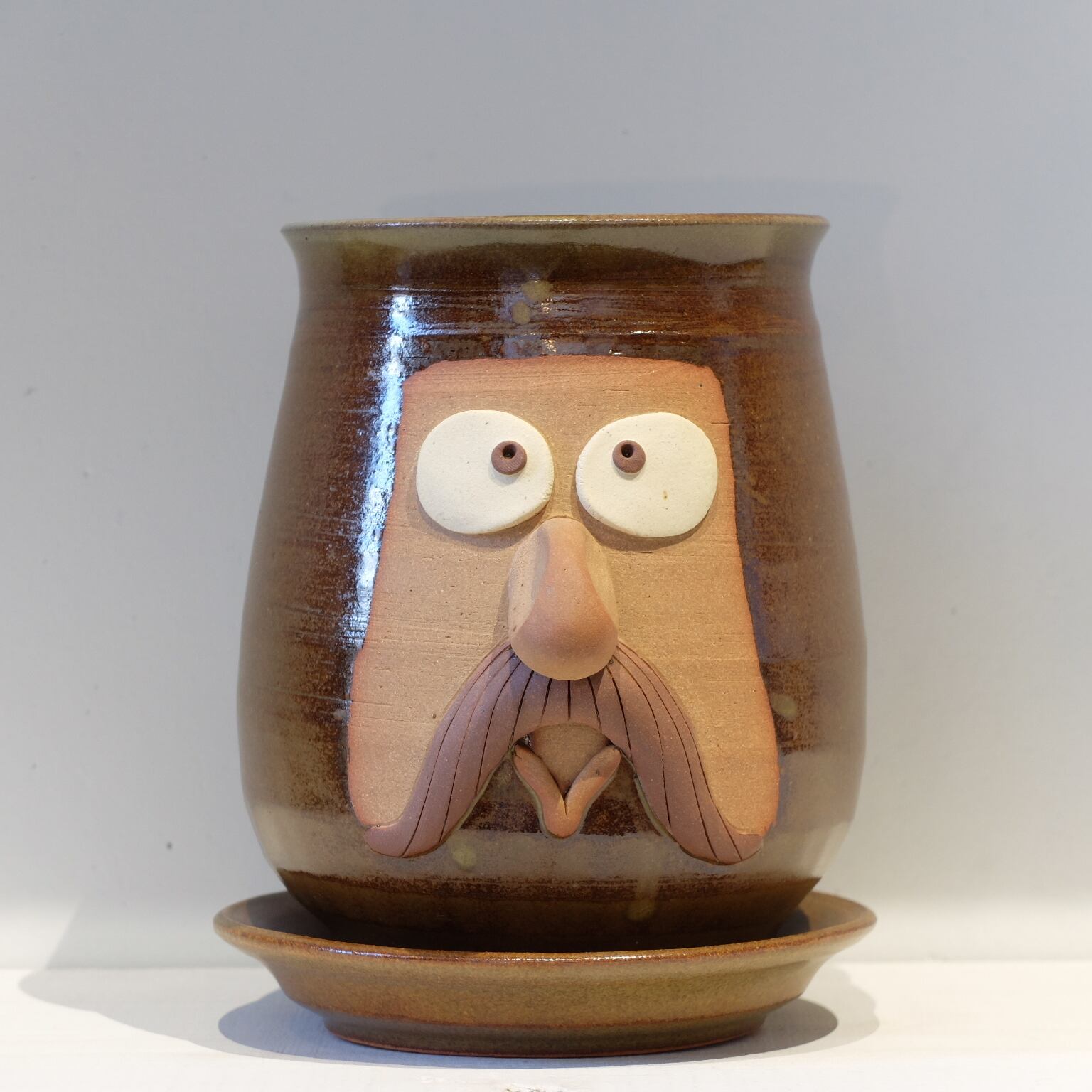 BROWN by 2-tacs＜ブラウンバイツータックス＞FUNNY FACE POT | Inhigh
