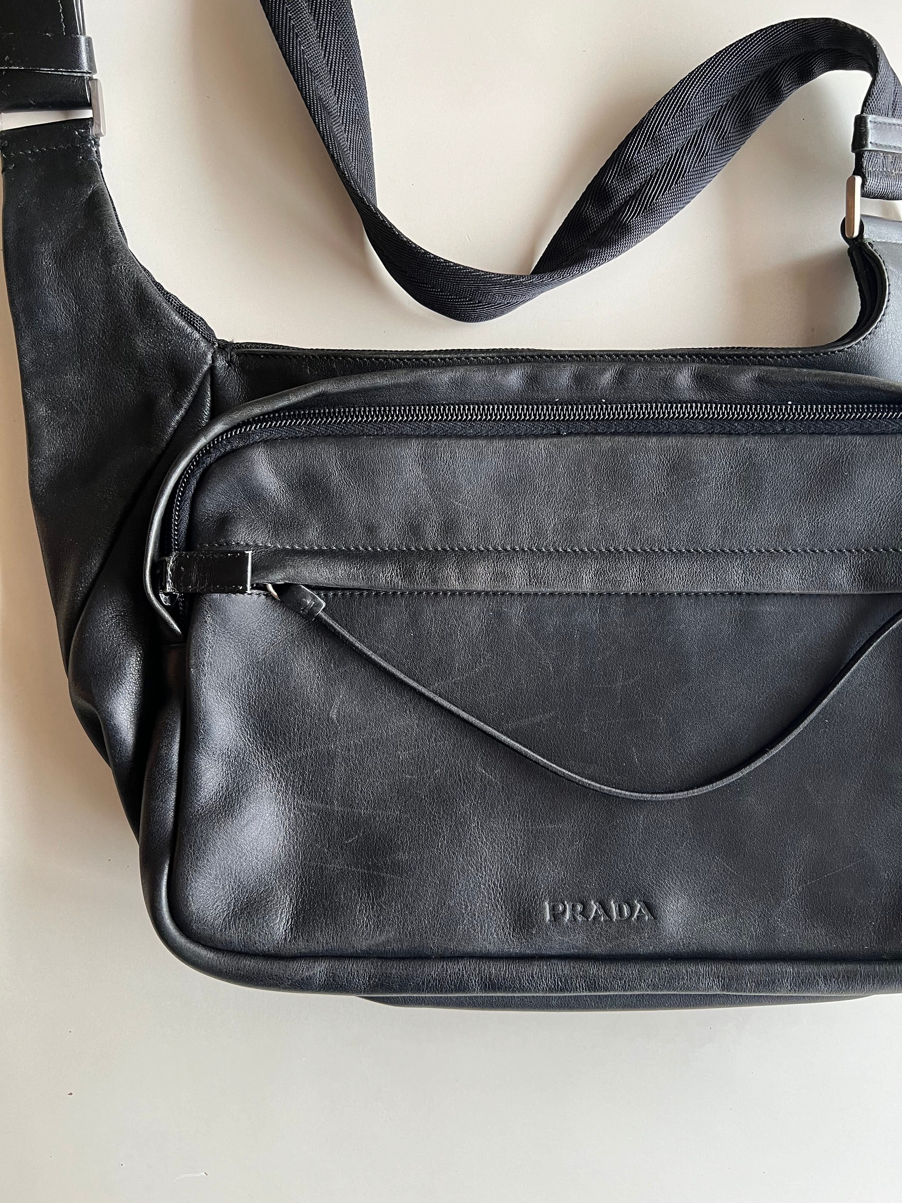 FW1999 PRADA LEATHER BODY BAG | triptraproll