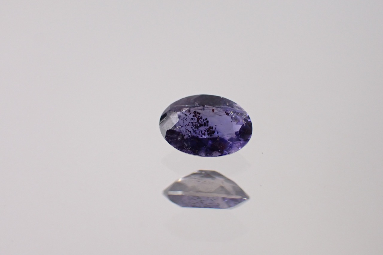 アイオライトサンストーン　0.37ct　[C6‐876]