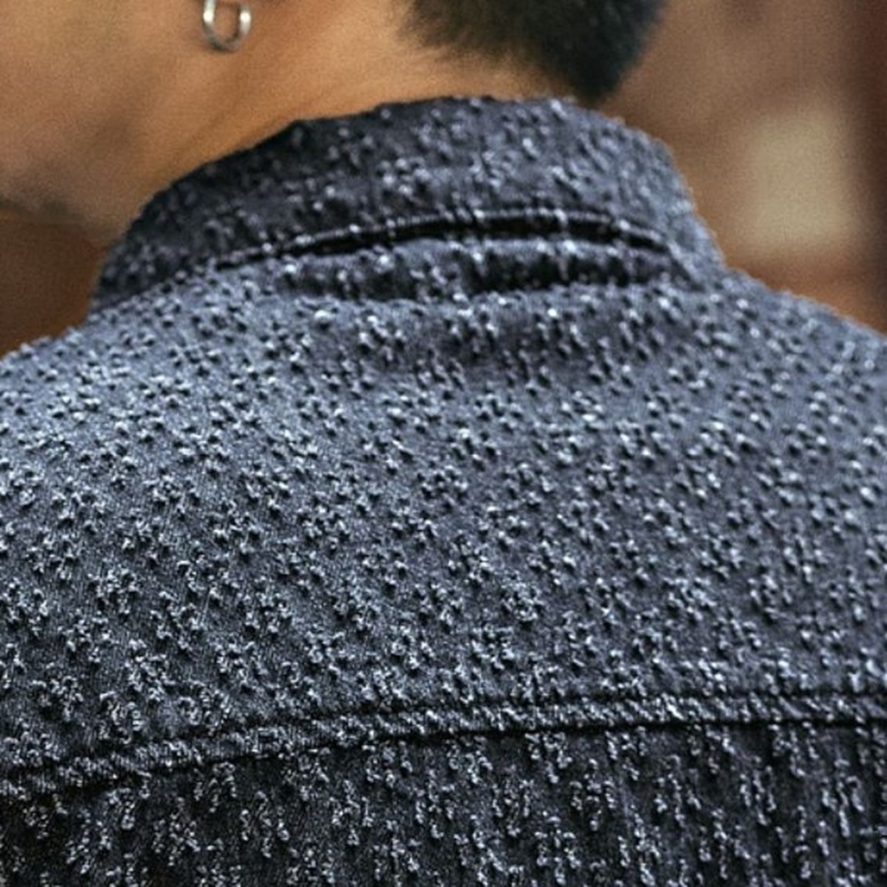 Textured Denim Long Sleeve Shirt ◇H0270