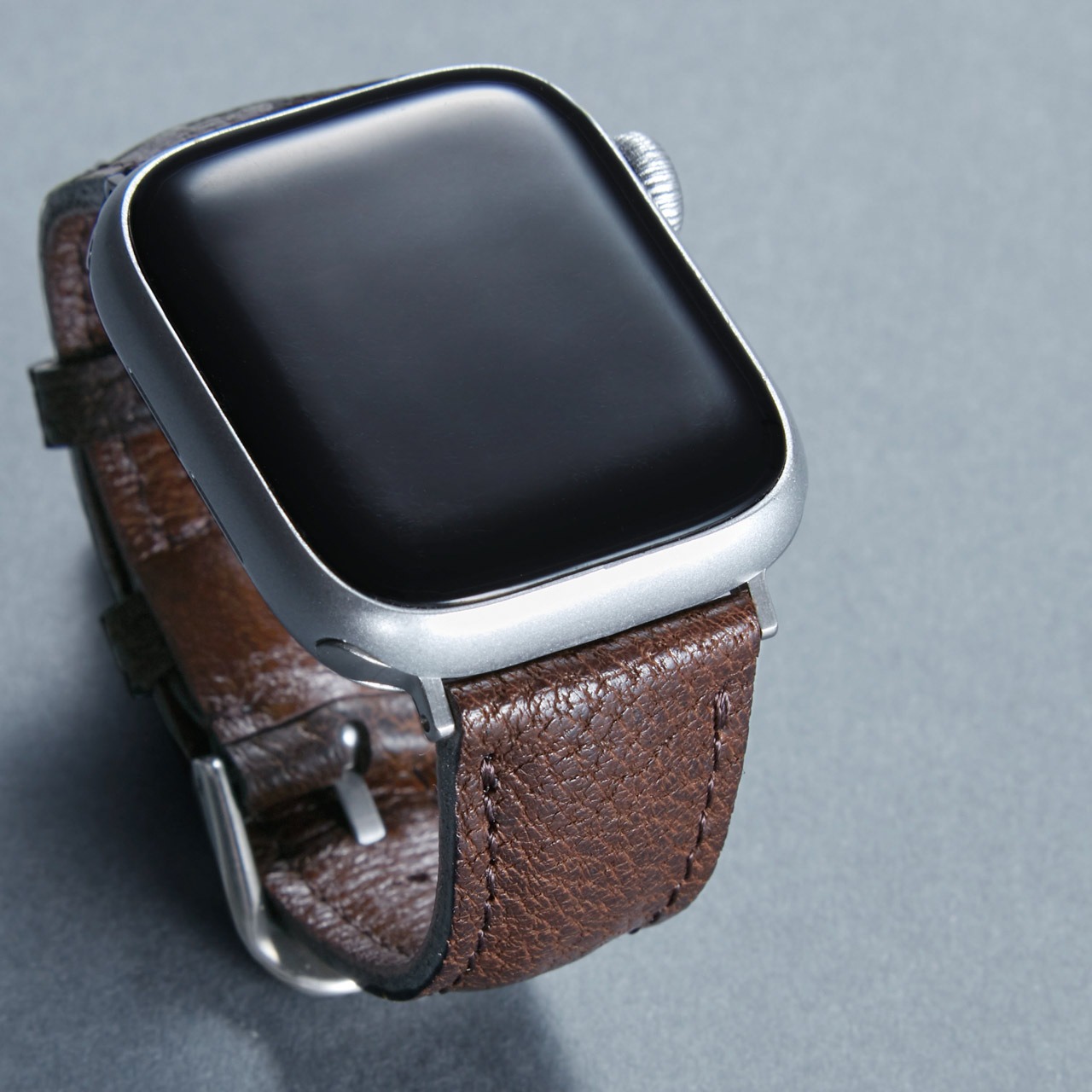 【閲覧用】ツキノワグマ革で仕立てるApple Watchバンド