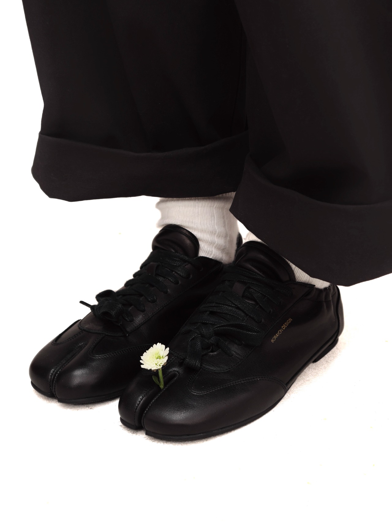 6CRAYON Waxed Leather Training Shoes