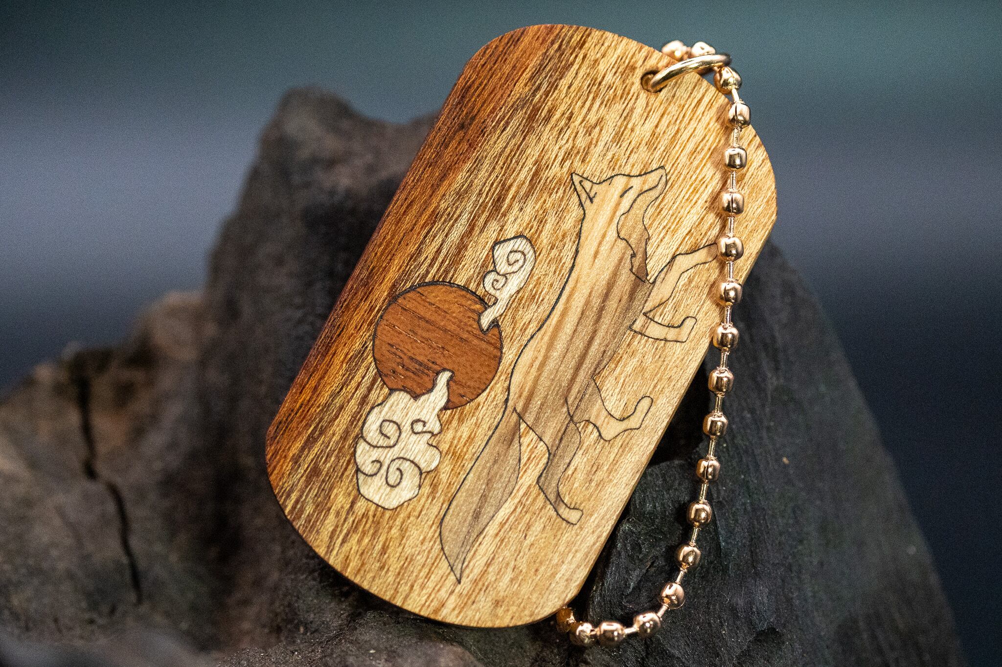 【蝶の樹】モパネ ツートン ドッグタグ 象嵌 十五夜きつね