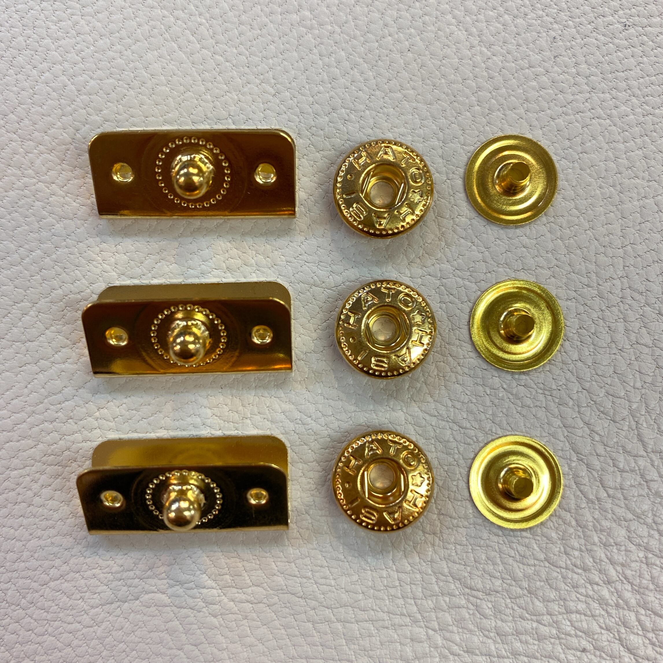 未使用保管品☆完売！入手困難品ヴェルベット・ベージュ☆本革製 