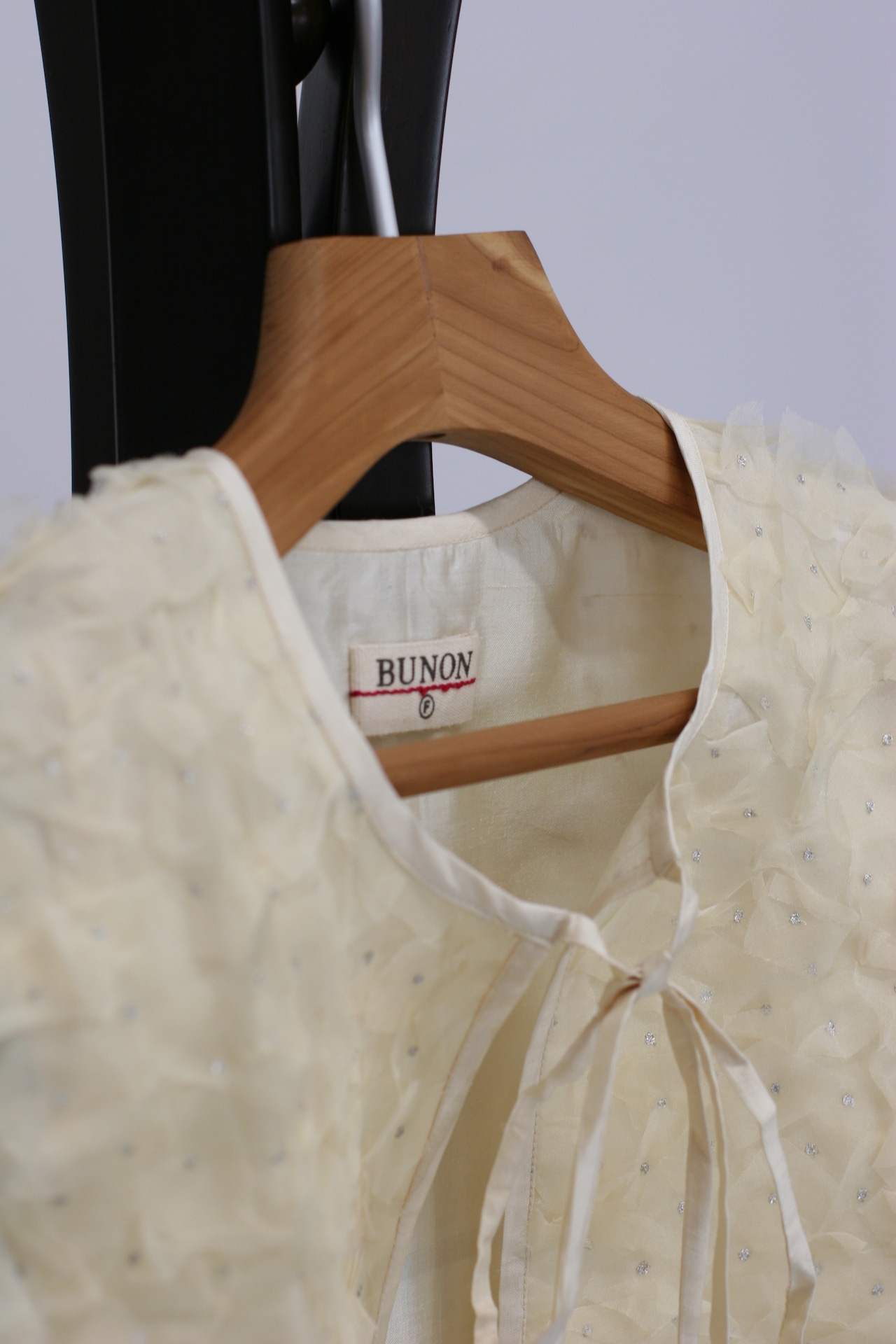 【BUNON】 Hydrangea Gilet / Ecru