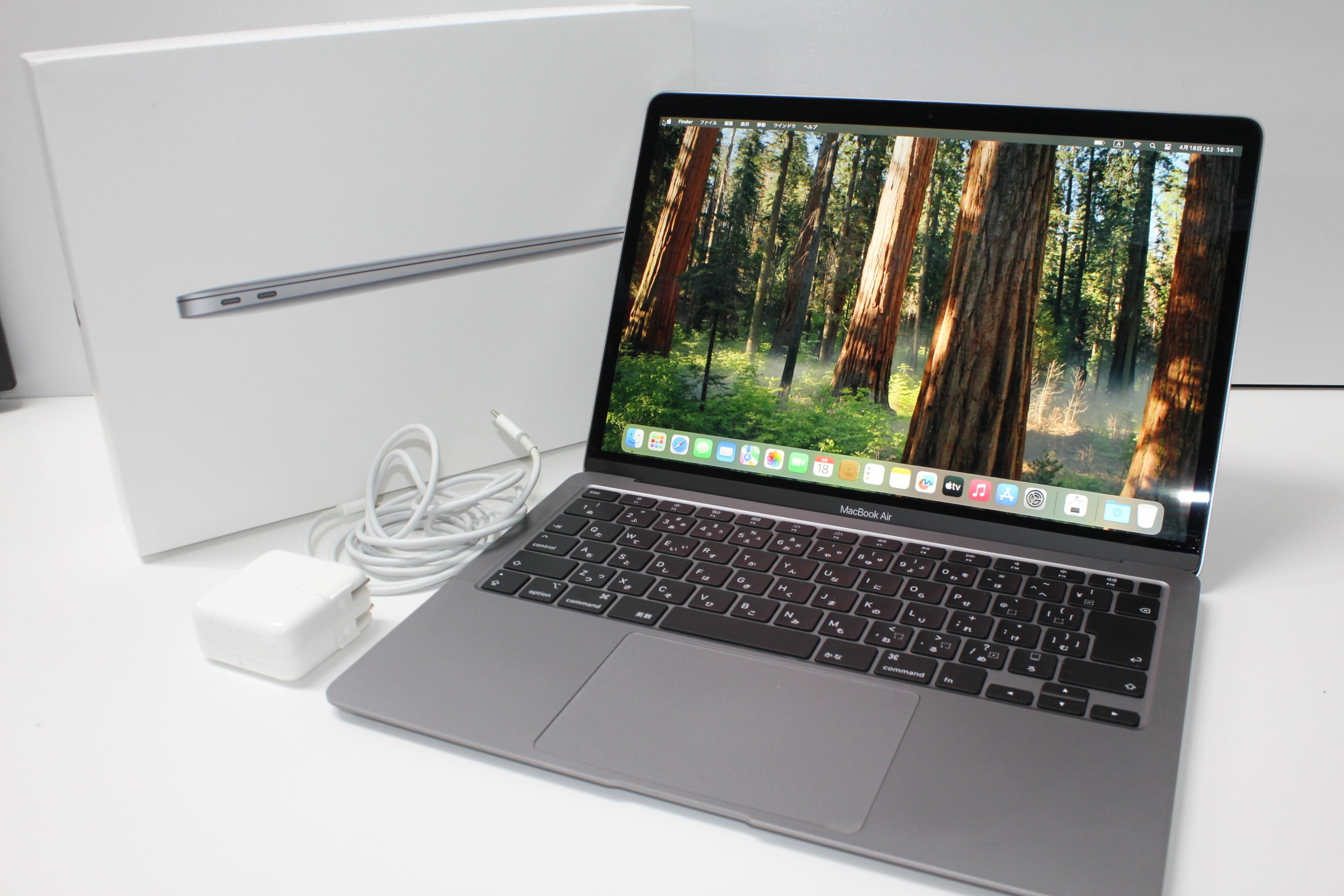 MacBook Pro（13インチ,2020,Thundeabolt 3ポート x 4）512GB/16GB