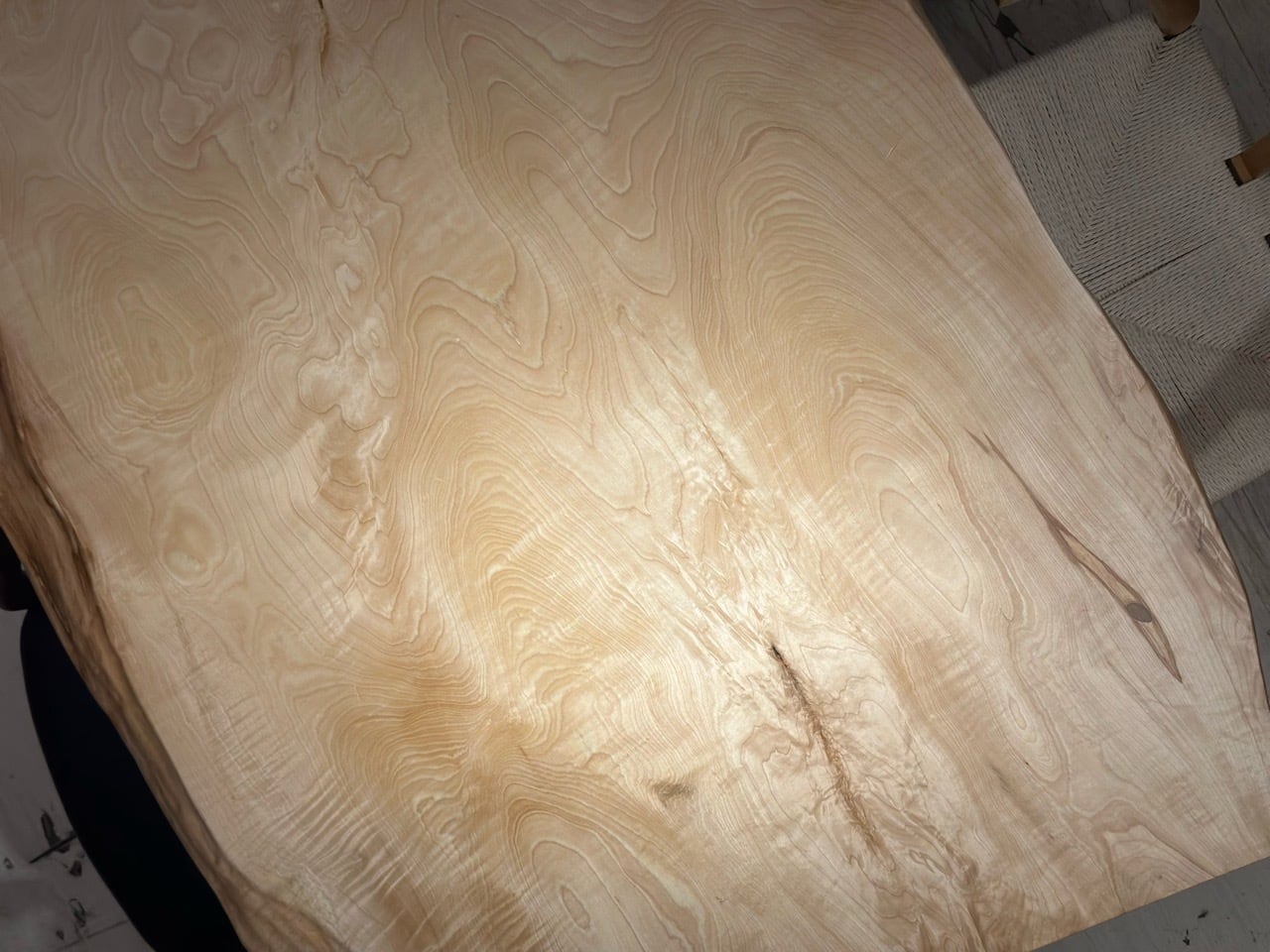 白栃（トチ）_1650×400-840×46_柏店_テーブル天板/一枚板 250480 t001