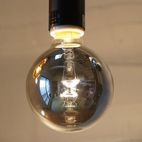 E26 20W ハニーボールランプ シルバー（白熱電球）※電球のみ | 照明