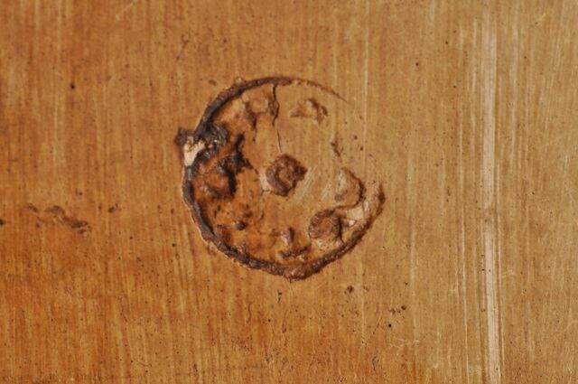 扶助者聖母マリア像レリーフ