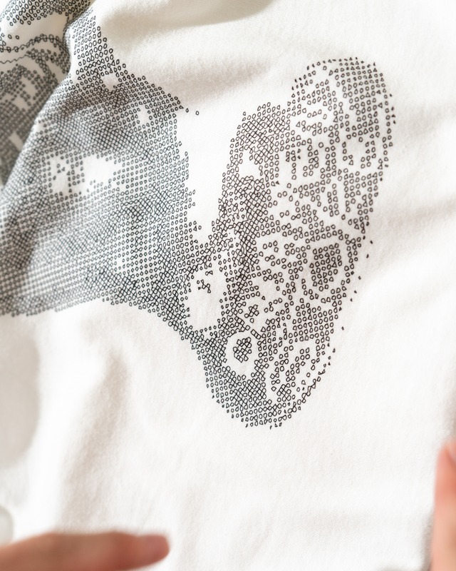 ORNAMENT STORE "Past archive products" White T-shirts