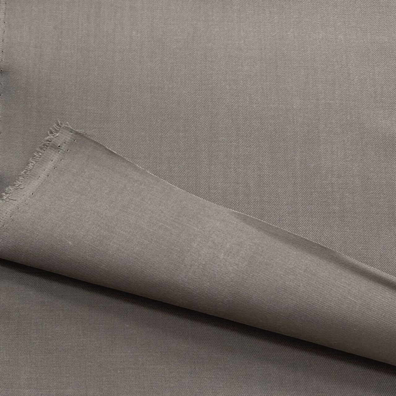 TB985◆2m◆ラスト1点!◆M◆綿ポリエステル混綾織りスレキ生地◆グレー