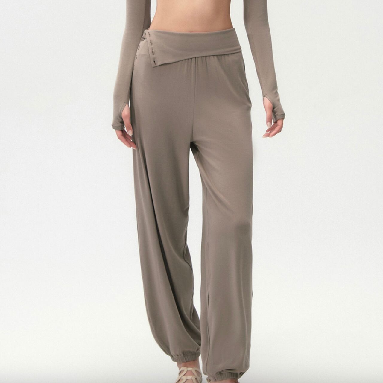 Waist Detail Relaxed Pants BM0100